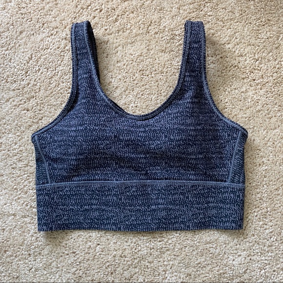 ▫️SOLD▫️NWOT Under Armour Sports Bra Size S - Picture 1 of 4